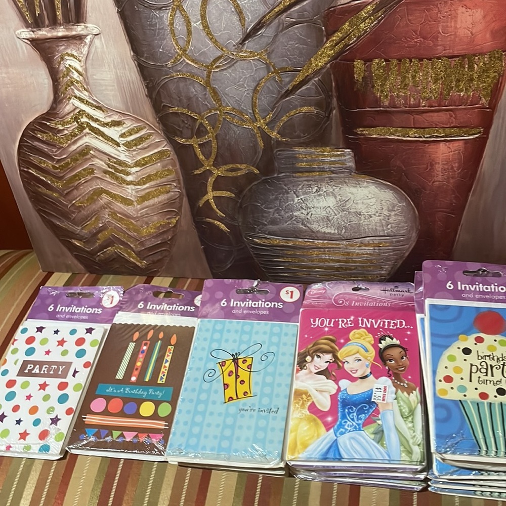Bundle of invitations - Picture 2 of 4